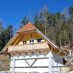 Apartment Zetzhirsch Weiz