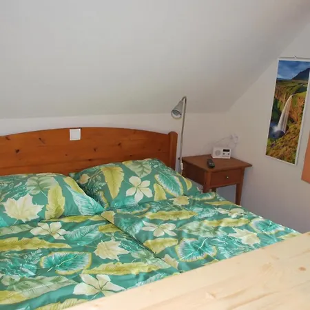 Zetzhirsch Apartment