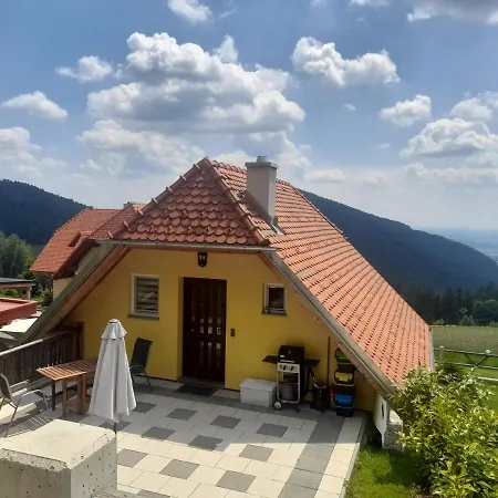 Zetzhirsch Διαμέρισμα Weiz