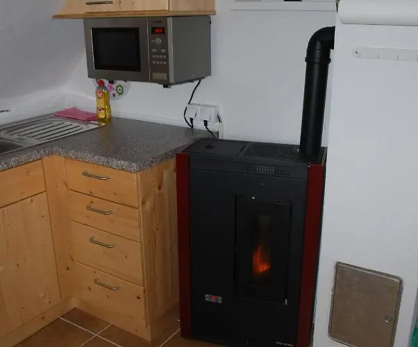 Zetzhirsch アパート ヴァイツ