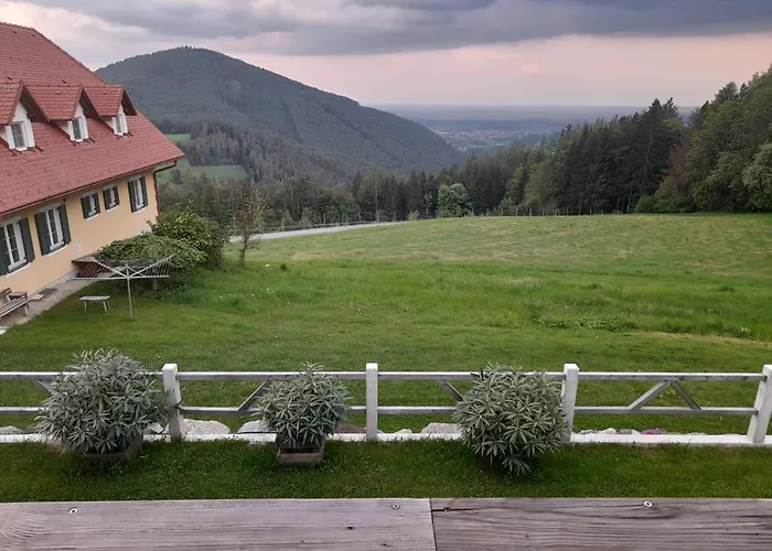 Zetzhirsch Lägenhet Weiz